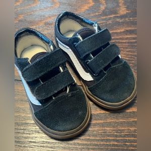 Vans Old Skool Gumsole Shoes Toddler-Black size 4  Velcro Gums Good Condition